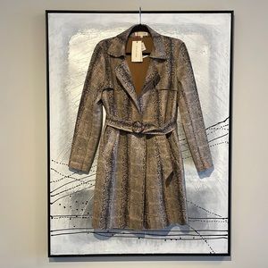 New Solitaire Trench Coat. Size M. Snakeskin Print.